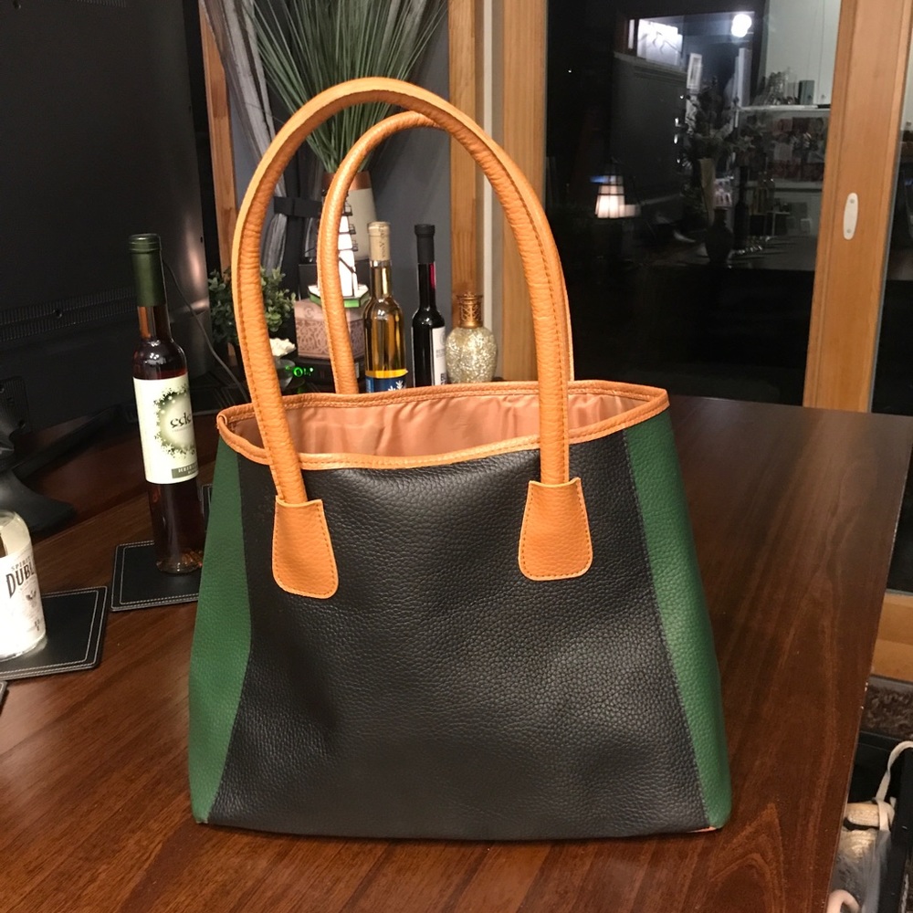 Nieman Marcus Vegan Leather .tri color totebag !🌺 - Picture 7 of 7